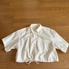 BEAUTY&YOUTH アイボリー クロップドシャツ 半袖