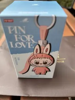 新品未使用　ポップマート正規品ラブブ　イニシャルS キーホルダー　箱あり