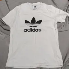 adidas ロゴプリント ホワイトTシャツ