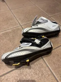 シマノ　サイクルシューズ26.５cm