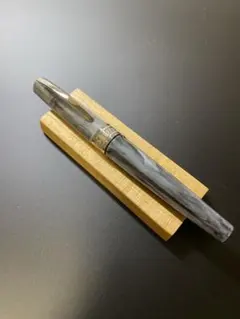 ビスコンティ ミラージュ ホルン 万年筆 EF - メルカリ