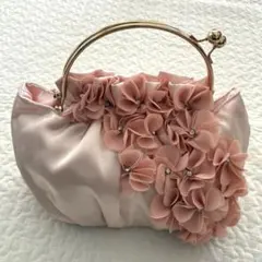 24時間以内発送⭐︎フラワーモチーフ ピンクパーティーバッグ　アクシーズファム