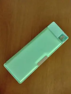 【新品未使用】筆箱　箱型　ミントグリーン　女の子　スクール　シンプル　多機能