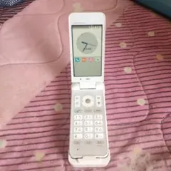 京セラ GRATINA 4G KYF31 本体（＋卓上ホルダ） 動作確認済み