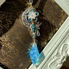 【再販未定】氷の宇宙オーロラペンデュラム 琉球ガラス 蒼の花 雪の結晶ネックレス