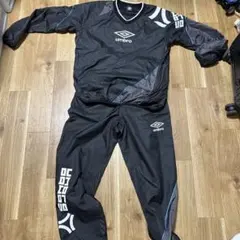 umbro ブラック ピステパンツ上下セット