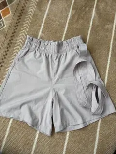 GU ライトショートパンツ　M
