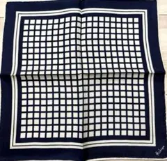 ポケットチーフ スーツ