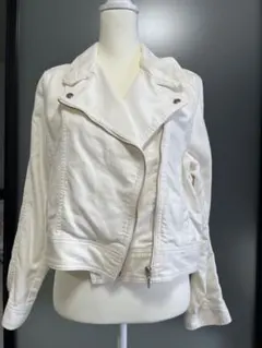 Item thumbnail for item e2d692e2-516d-4c4c-b998-bd37ec9a97e5