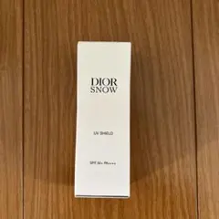【新品未開封】DIOR ディオール　スノー　UVシールド 50+ 30mlのサムネイル