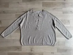 KBF ベージュ Vネックリブニット 長袖 フリーサイズ