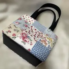 帆布使いトートバッグ=キャスキッドソン×パッチワーク柄