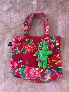 カルディ 花柄トートバッグ ベアチャーム付き
