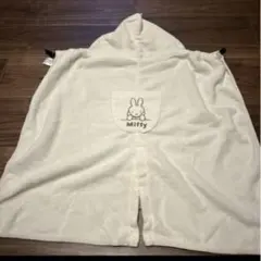 ② ケープ 抱っこ紐 アウター