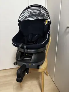 コンビ クルムーヴスマート　ISOFIX　エッグショック JJ-600