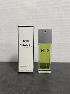 未使用 シャネルCHANEL N°19 Eau de Toilette 50ml