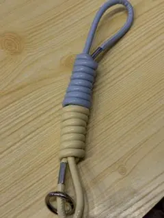 ajew コイルストラップ