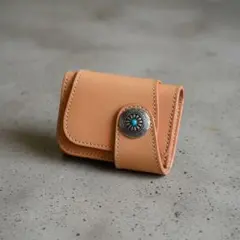 二つ折り財布 ヌメ革 リベット ベージュ 淡色 本革 アメカジ 古着 kp6-8