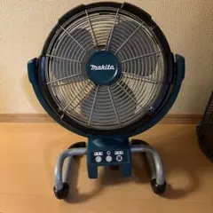 Makita 充電式産業扇 CF300D 本体のみ Makita 充電式産業扇 CF300D 本体 - メルカリ