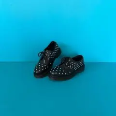 ドクターマーチン　スタッズ装飾 黒 レースアップシューズ