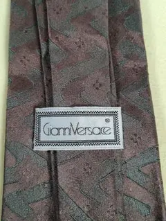 美品・上司の魅力をあげるネクタイ 2本セット（ヴェルサーチ&カステルバジャック）