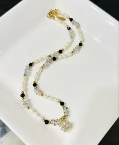 パールとクリスタルの2連ネックレス