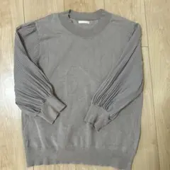 GU 7部丈プリーツスリーブ　クルーネックセーターグレー　XL