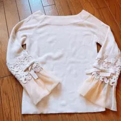【strawberry fields 】クリーム色 ニット トップス フリル袖