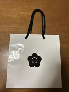 Item thumbnail for item 190f6bba-2679-48b9-a13b-841bffde8422