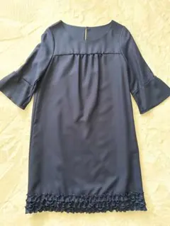 裾フリル　ネイビーワンピース