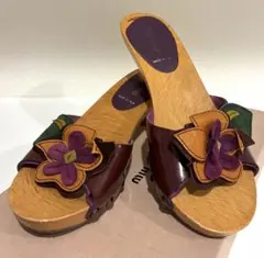miu miu ミュウミュウ ウッド ミュール サンダル 35 フラワー 紫のサムネイル
