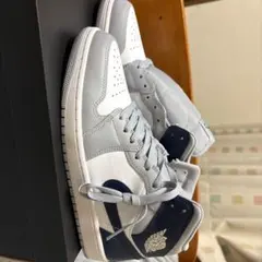 ナイキエアジョーダン1Midwhitewolfgrey midnightNavy