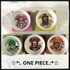 ［新品未使用］ ONE PIECEグッズワンピーストレイ ワンピ ース灰皿