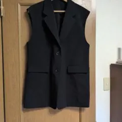 値下げ中！GU 黒 テーラードジレ　ロングベスト 2つボタン