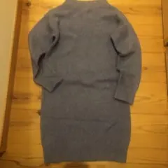 UNIQLO 淡いブルーニットワンピース 140㎝