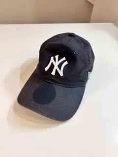 NY ヤンキースキャップ ネイビー MoMA Edition