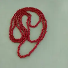 ハンドメイド 赤いネックレス
