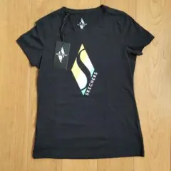 新品　スケッチャーズ　SKECHERS レディース Tシャツ 黒 半袖のサムネイル