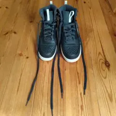 ト*ー様 ナイキ　スニーカー