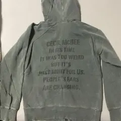 セシルマクビー　パーカー　カーキ