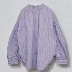 アース　ストライプ柄　フリルブラウス　長袖シャツ　ギャザー　オフィスカジュアル