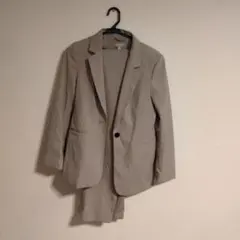 H&M ベージュ パンツスーツ XS