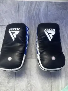 e*l様 RDX キックミット 左右セットのサムネイル