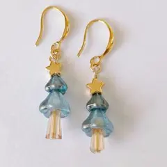 クリスマスツリー型ビーズピアス