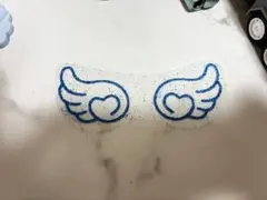 キラキラグリッターの羽