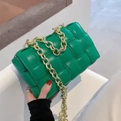 ショルダー キルティング 編みこみ ゴールド チェーンウォレット