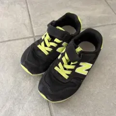 New Balance 373 ブラック/ライム キッズスニーカー