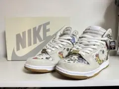 Supreme × Nike SB Dunk High 