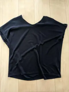 LAUTREAMONT Vネック 半袖Tシャツ ネイビー サイズ38のサムネイル