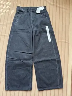 UNIQLO バギーカーブジーンズ 23/58.5cm